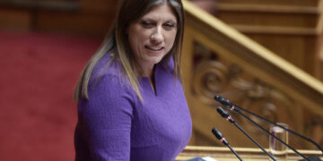 Πλεύση Ελευθερίας: Ποιοι περιμένουν στην είσοδο