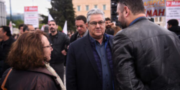 Η εργατική τάξη, ο λαός μπορούν να φέρουν τα πάνω κάτω, αν το πάρουν απόφαση