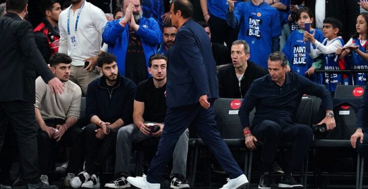 Παναθηναϊκός: Η οργισμένη αποχώρησή του Εργκίν Αταμάν λίγο πριν την λήξη του αγώνα με την Εφές