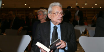 Η παρακαταθήκη του Πέτρου Μολυβιάτη υπενθυμίζει την ανάγκη για σαφή εθνική στρατηγική στην εξωτερική πολιτική