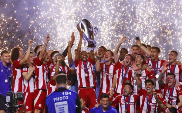 Ολυμπιακός: Η φιέστα των Πειραιωτών για την κατάκτηση του 48ου πρωταθλήματος