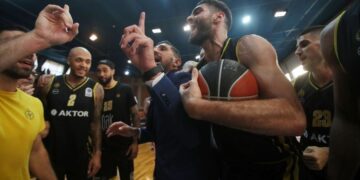 Έμεινε το Μαρούσι, υποβιβάστηκε το Λαύριο