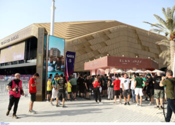 Final 4: Απαγορεύτηκε η είσοδος στην Etihad Arena σε Έλληνες οπαδούς επειδή φορούσαν κελεμπίες