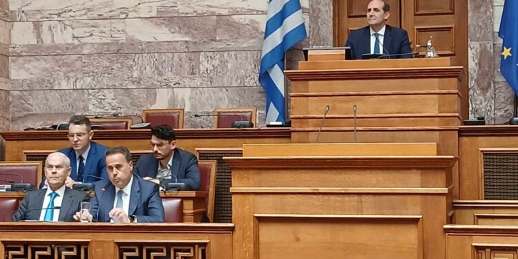 Εποικοδομητική η συνάντηση με Παπασταύρου και Ταγαρά για τη ρύθμιση για τους οικισμούς κάτω των 2.000 κατοίκων