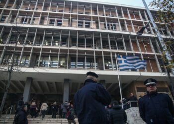 «Όχι» στο αίτημα αποφυλάκισης 21χρονου που κατηγορείται ως ηγετικό στέλεχος οργάνωσης εκμετάλλευσης παιδιών