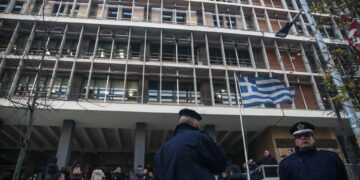 «Όχι» στο αίτημα αποφυλάκισης 21χρονου που κατηγορείται ως ηγετικό στέλεχος οργάνωσης εκμετάλλευσης παιδιών