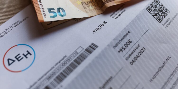 Consumers shift to fixed electricity tariffs