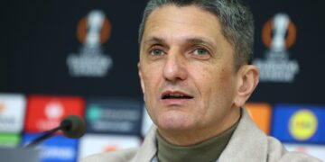 Ξεκαθαρίζει η παραμονή του Ραζβάν Λουτσέσκου