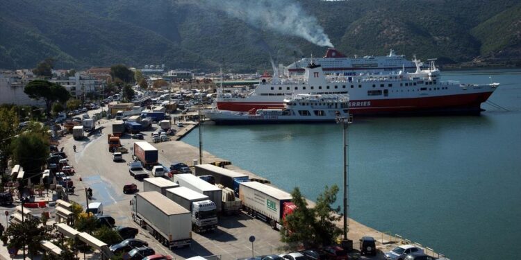 48ωρη απεργία στα Ε/Γ-Ο/Γ στη γραμμή Πάτρα-Ηγουμενίτσα-Ιταλία