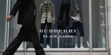 Άλμα 9% στη μετοχή έφεραν τα κέρδη και οι…απολύσεις