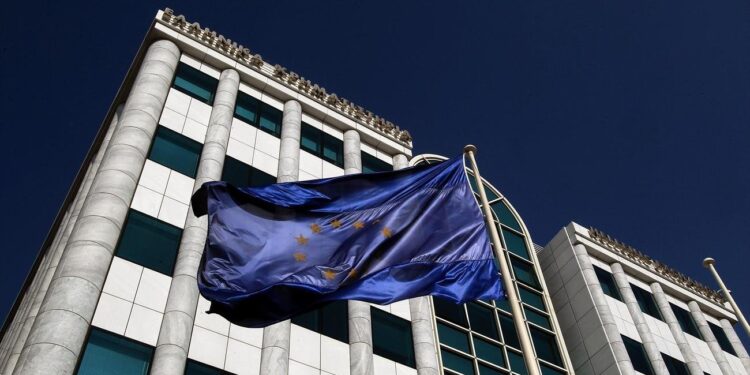 Έριξε το «κάστρο» των 1.800 μονάδων με πολιορκητικό κριό τη Melten