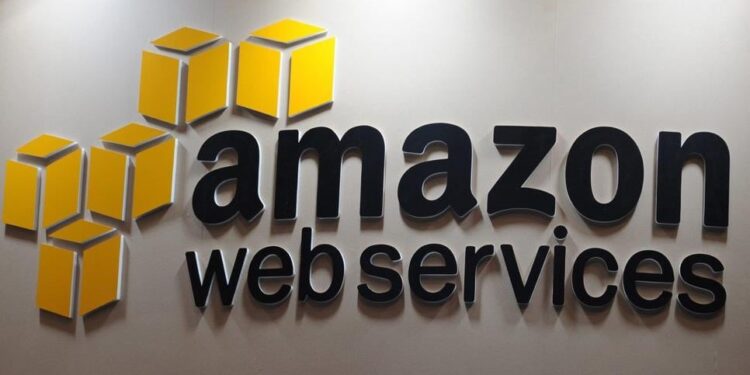 Η Amazon προσφέρει ηχητικές περιλήψεις των προϊόντων που πουλά