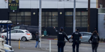 Ένοπλος άνοιξε πυρ και τραυμάτισε δυο γυναίκες σε ιδιωτικό εκπαιδευτικό ίδρυμα κοντά στο Λος Άντζελες – Συνελήφθη ένας ύποπτος