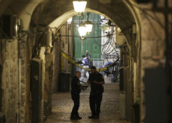 Ιερουσαλήμ: Ισραηλινός αστυνομικός τραυματίστηκε έπειτα από επίθεση με μαχαίρι