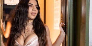 Άσπα: Βάζει «φωτιά» με το νέο της τσιφτετέλι