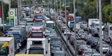 Τροχαίο στην Αττική Οδό – Καθυστερήσεις στο ρεύμα προς Ελευσίνα