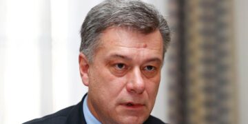 Παραιτήθηκε ο υπουργός Δικαιοσύνης μετά το δώρο των 40 εκατ. ευρώ σε bitcoin από πρώην κατάδικο προς το υπουργείο του