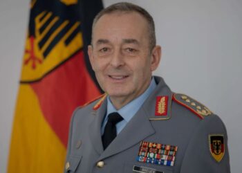 Γερμανία: Ο αρχηγός των ενόπλων δυνάμεων ζητεί πλήρη εξοπλισμό του στρατού μέχρι το 2029