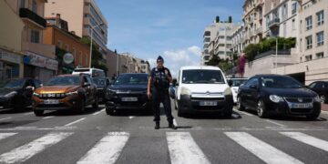 Γαλλία: Σε σαμποτάζ οφείλεται η διακοπή της ηλεκτροδότησης στην πόλη των Καννών