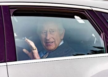 Η πρώτη δημόσια εμφάνισή του, μετά την συνέντευξη του πρίγκιπα Χάρι