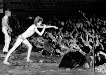 Έκθεση στη Βαρκελώνη τιμά τον David Bowie