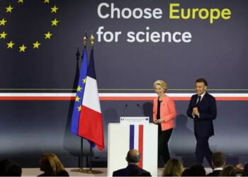 Παρίσι: Σχέδιο Ευρώπης και Γαλλίας για να προσελκύσουν τους επιστήμονες που διώχνει ο Τραμπ