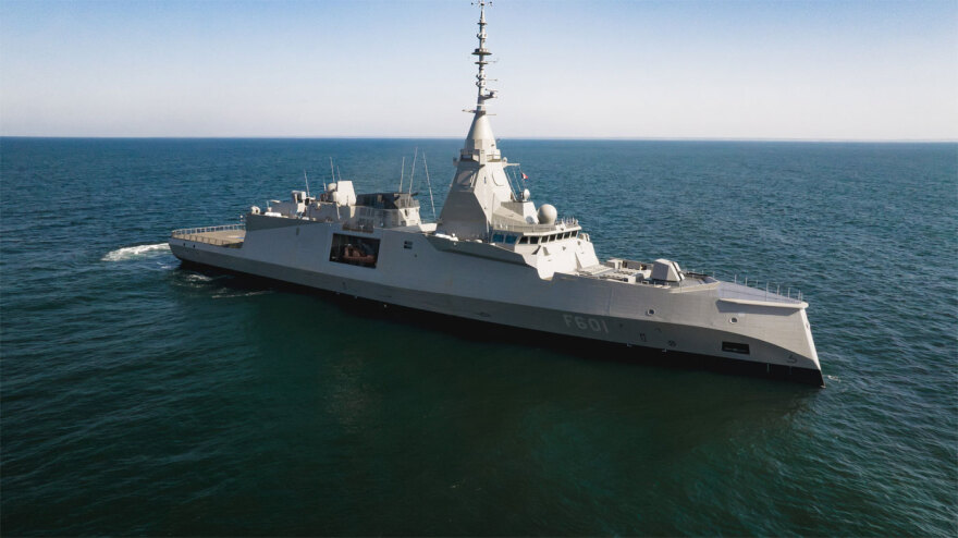 The frigate 'Kimon' out at sea for trials - See photos of the first Greek Belharra in motion