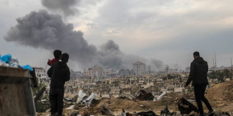 Τουλάχιστον 10 νεκροί σε ισραηλινό χτύπημα, σύμφωνα με την Πολιτική Προστασία