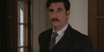 Το Grand Hotel σκαρφάλωσε στην πρώτη θέση