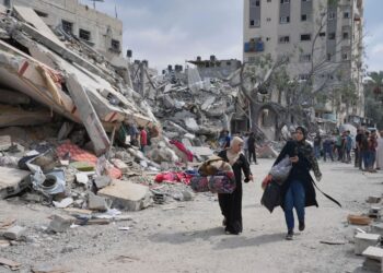 Γάζα: Γενοκτονία καταγγέλλουν 300 συγγραφείς