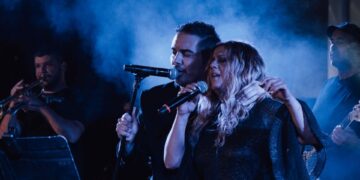 Λαμπερή βραδιά απονομών για Μιχάλη Χατζηγιάννη και «Terra Incognita»