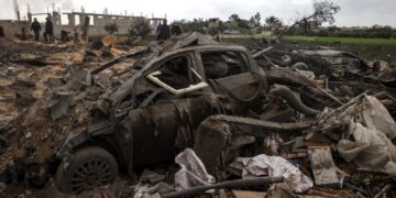 Να επιβληθεί διεθνές εμπάργκο όπλων στο Ισραήλ ώστε να πειστεί να βάλει τέλος στον πόλεμο στη Γάζα