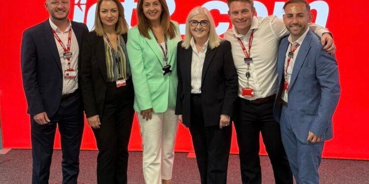 Jet2: Αύξηση θέσεων προς Ελλάδα