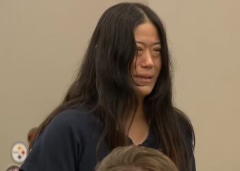 Πρώην «δασκάλα της χρονιάς» καταδικάστηκε σε 30 χρόνια φυλάκισης για σεξουαλική κακοποίηση δύο μαθητών της