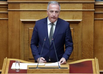 Αύξηση των επιστημόνων στα ερευνητικά κέντρα κατά 30%