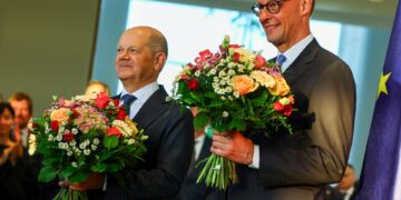 «Τι μέρα κι αυτή» – Όσα είπε ο Μερτς κατά την τελετή παράδοσης