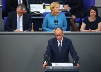 Υποσχέθηκε «ευημερία για όλους», στην πρώτη του ομιλία στην Buntestag