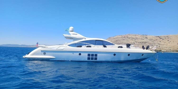 Καταδίωξη και συλλήψεις διακινητών μεταναστών για εγκληματική οργάνωση