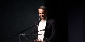 «Μανόλο, συγκινήθηκα από το θάρρος με το οποίο μιλάς για τις μεγάλες δυσκολίες που αντιμετώπισες»