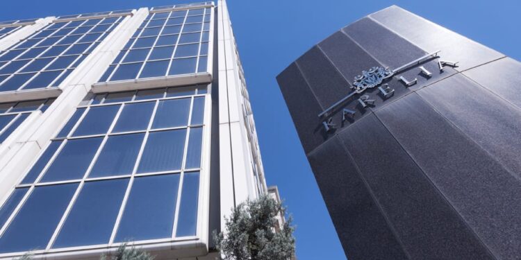 «Κλείνουν» θέση στο μέρισμα της Καρέλια