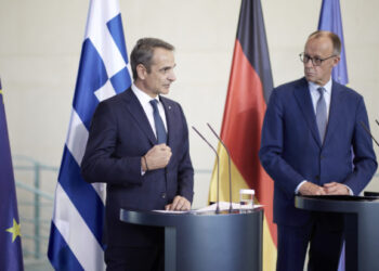 Συνάντηση Μητσοτάκη – Μερτς στο Βερολίνο: «Τεράστιος σεβασμός» για τα επιτεύγματα της Ελλάδας – Προσελκύονται γερμανικές επενδύσεις