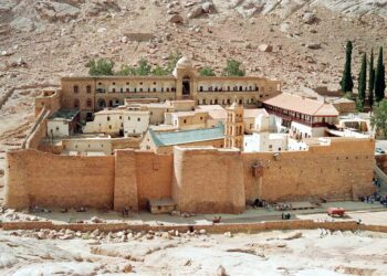 Η Αίγυπτος βάζει λουκέτο στη Μονή Σινά και δημεύει την περιουσία της – Σφοδρές αντιδράσεις