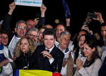 Εκλογές στη Ρουμανία: Νίκη του ευρωπαϊστή Νικούσορ Νταν