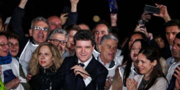 Εκλογές στη Ρουμανία: Νίκη του ευρωπαϊστή Νικούσορ Νταν