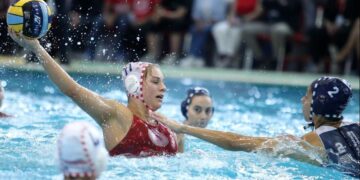 Πόλο: Ο Ολυμπιακός πάλεψε αλλά λύγισε απέναντι στο «μεγαθήριο» της Σαμπαντέλ