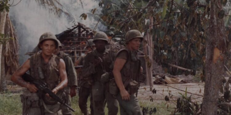 Η στοιχειωμένη μνήμη του πολέμου των ΗΠΑ στο Βιετνάμ