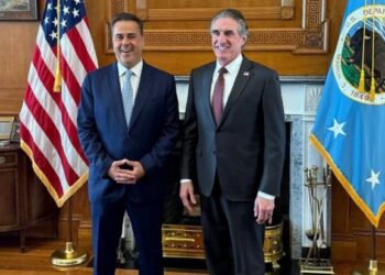 Συνάντηση του Υπουργού Ενέργειας, Σταύρου Παπασταύρου με τον Αμερικανό υπουργό Εσωτερικών, Doug Burgum