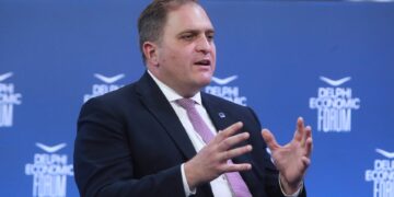 «Απλό φορολογικό σύστημα δεν υπάρχει, είναι λίγο ουτοπικό να το πιστεύουμε»