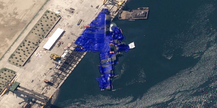 Βόρεια Κορέα: Ντροπιαστικό ατύχημα στην καθέλκυση του νεότερου αντιτορπιλικού της χώρας