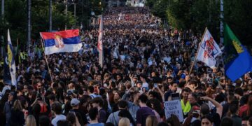 Διαδηλώσεις φοιτητών με αίτημα την διεξαγωγή πρόωρων βουλευτικών εκλογών